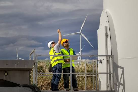 Certificate in Small Wind Energy Systems Maintenance
